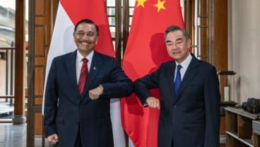 Jengkel dengan Amerika, Luhut Ungkap Alasan Jokowi Merapat ke China