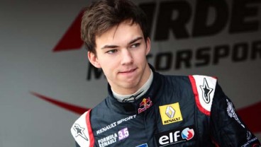 Tetap Membalap Bersama Alpha Tauri, Pierre Gasly: Ingin Bikin Sejarah