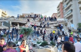 Luluh Lantak, Ini Foto-Foto Gempa Turki Berkekuatan Magnitudo 7,0