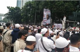 Massa FPI Membubarkan Diri, Lalin di Jalan S Parman Lancar