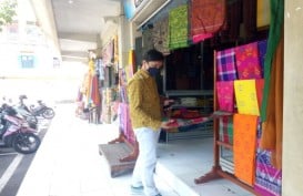 Liburan ke Bali, Jangan Lupa Mampir Membeli Songket di Pasar Seni Semarapura Klungkung