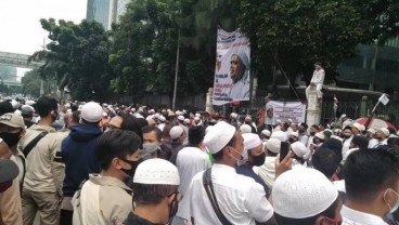 Rizieq Shihab Pulang ke Markas FPI, Cek Situasi Lalin CCTV di Sekitar Petamburan