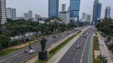 Mirip India, Chatib Basri Menilai PSBB Tak Sukses Diterapkan di Indonesia