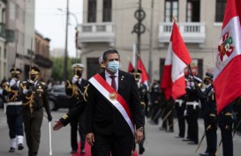 Presiden Sementara Peru Mengundurkan Diri Menyusul Demonstrasi Maut