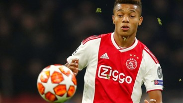 Ajax Bantai Hercales, Kembali Kuasai Klasemen Eredivisie Belanda