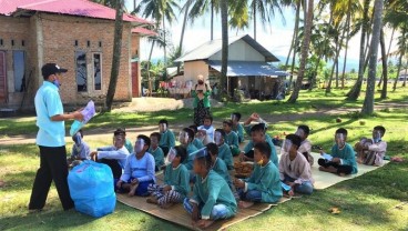 Anak-anak di Pasir Jambak Diedukasi Gaya Hidup Bersih dan Sehat