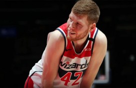 Basket NBA : Davis Bertans Bertahan di Washington Wizards