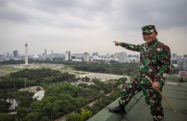 Pelawak Narji, Chika Jessica, dan Artis Dukung Pangdam Jaya Turunkan Baliho Rizieq Shihab
