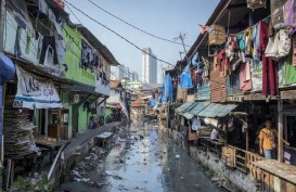Sri Mulyani Klaim Bansos Efektif Tekan Angka Kemiskinan di Bawah 10 Persen 