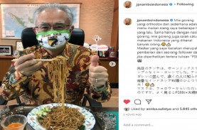 Dubes Jepang Pakai Masker Unik, Tulisannya Bikin Netizen…