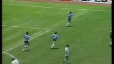 Maradona, Gol Tangan Tuhan Piala Dunia & Aroma Perang Malvinas