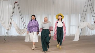 Nona x Sideline Hadirkan Perpaduan Gaya Retro Pada Koleksi Fashion Terbaru