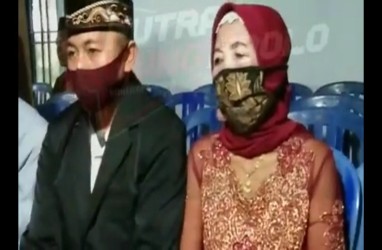 Heboh Pria Ponorogo Berusia 29 Tahun Nikahi Nenek Umur 70 Tahun