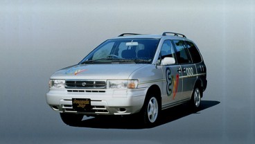 Nissan Prairie Joy EV (1996) : Mobil Bertenaga Baterai Lithium-ion Pertama Dunia