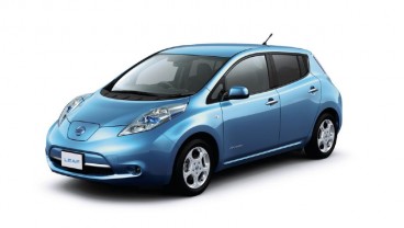 Nissan LEAF (2010) : Membawa EV menjadi Arus Utama