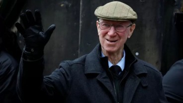 Nama Jack Charlton Abadi di Elland Road, Markas Leeds United