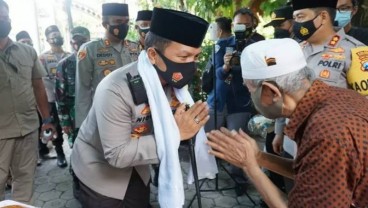 Kapolda Nico Gandeng Kiai Perangi Covid-19 di Jawa Timur