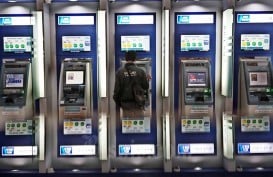Klarifikasi BCA Soal Layar Transaksi ATM Bisa Ditonton Orang
