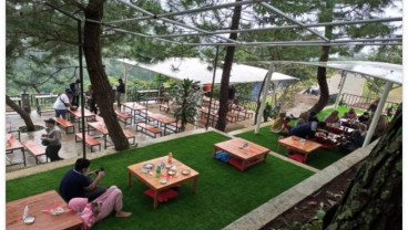 Lingkung Gunung Adventure Camp, Destinasi Instagramble di Bogor