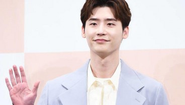 Aktor dengan Bayaran Tinggi, Ini Cara Lee Jong Suk Habiskan Uang