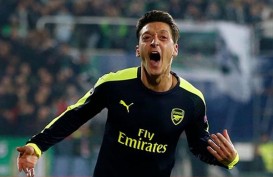 Mantan Pelatih Arsenal Gagal Paham Mengapa Mesut Ozil Disingkirkan