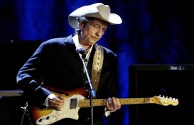 Wow, Bob Dylan Jual Hak Cipta Seluruh Lagunya