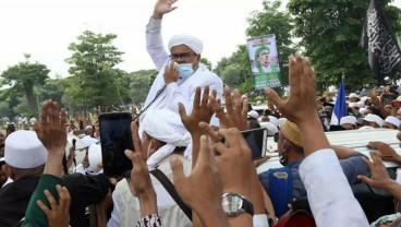 Ditetapkan Tersangka, Rizieq Shihab Umumkan Datangi Polda Sabtu (12/12) Pagi