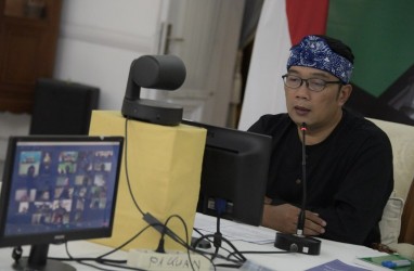 Pakai Aplikasi Sapawarga, Ridwan Kamil Minta 58.000 Ketua RW Aktif Sosialisasi 3M
