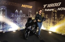 Arus Kuat Setrum Sepeda Motor Listrik di Tanah Air