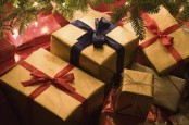 Jadi Secret Santa? Ini 10 Kado Natal yang Cocok untuk Orang Terkasih