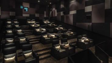 Anies Patok Operasional Mal, Tempat Hiburan, Bioskop Hingga Pukul 21.00