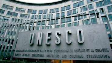 Unesco Tetapkan Pantun Jadi Warisan Budaya Tak Benda Indonesia-Malaysia