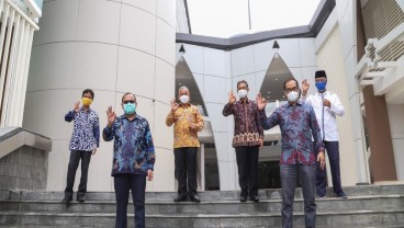 Rektor UGM Apresiasi Pelindo III atas Hibah Bantuan Pembangunan Masjid Mardliyyah Islamic Centre