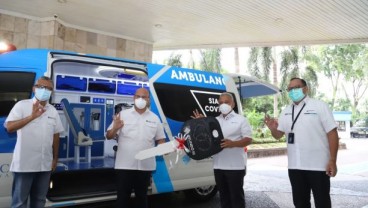 Pelindo III Hibahkan Mobil Ambulans
