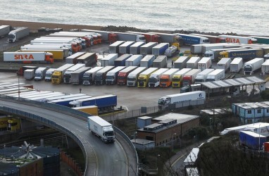 Chaos Jelang Brexit! Ribuan Truk Antre di Pelabuhan Inggris. Prancis Tutup Perbatasan