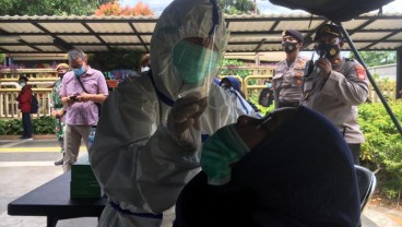 Mantap! TNI-Polri Adakan Rapid Test Antigen Gratis di Stasiun Senen