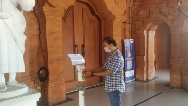 Gereja Katedral Roh Kudus Denpasar Atur Strategi Cegah Kerumunan