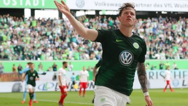 Tottenham Berminat, Wolfsburg Siap Lepas Weghorst 35 Juta Euro