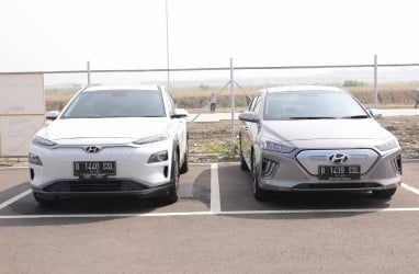 Pemprov Jabar Resmi Gunakan Mobil Listrik Hyundai Sebagai Kendaraan Dinas