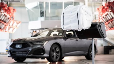 Airbag Acura TLX Diklaim Mampu Kurangi Trauma Kepala Akibat Benturan