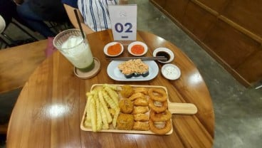 Kopi dan Sushi yang Berjodoh di Sudut Jakarta