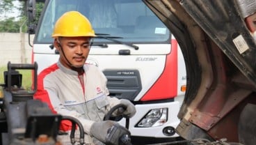 Astra UD Trucks Hadir di Blibli, Tokopedia, dan Seva.id