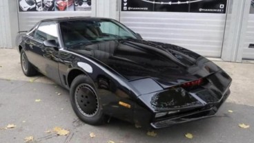 David Hasselhoff Mau Jual Mobil KITT dari Serial Knight Rider, ini Harganya