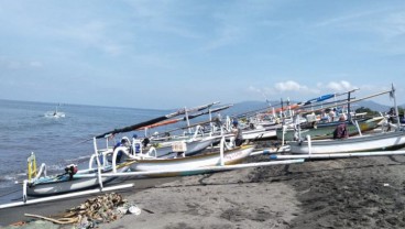 Puncak Musim Hujan: Selain Cuaca Ekstrem, Waspadai Tinggi Gelombang!