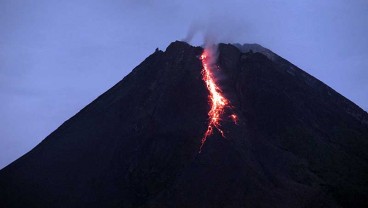 Merapi Keluarkan 45 Kali Lava Pijar Selama 12 Jam