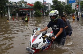 Curah Hujan Tinggi, Empat Daerah di Sumbar Dilanda Banjir