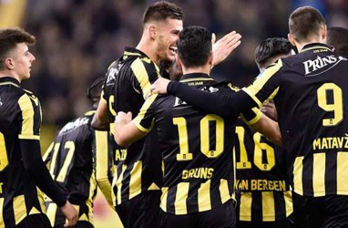 Hasil Liga Belanda : Vitesse Geser PSV & Feyenoord, Samai Nilai Ajax