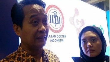 Ketua Umum PB IDI Disuntik Vaksin Covid-19 setelah Jokowi