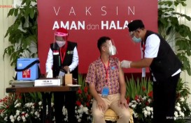 Reaksi Raffi Ahmad Ikut Suntik Vaksin Covid-19 Sinovac Perdana Bareng Jokowi