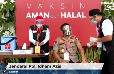 Panglima TNI, Kapolri Hingga Tokoh Agama Jalani Vaksinasi Perdana